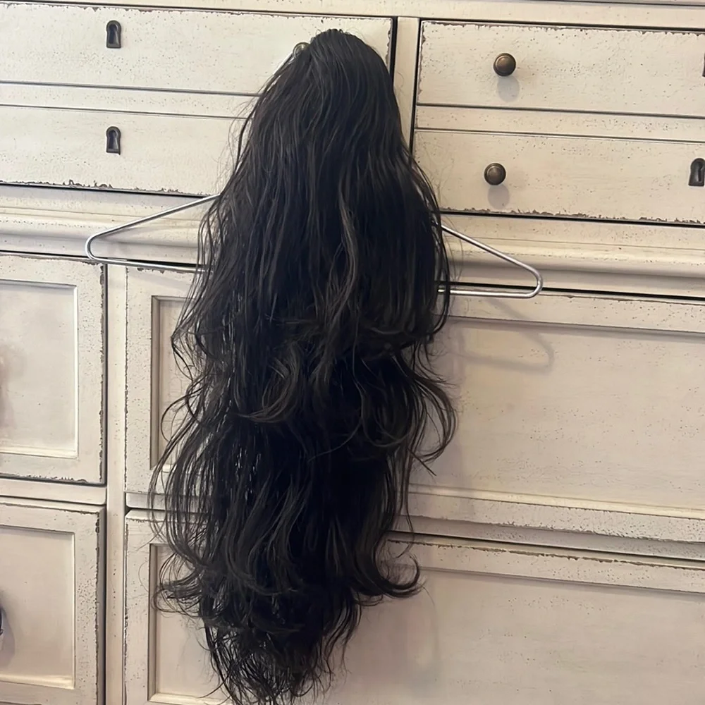 N/A clip hair